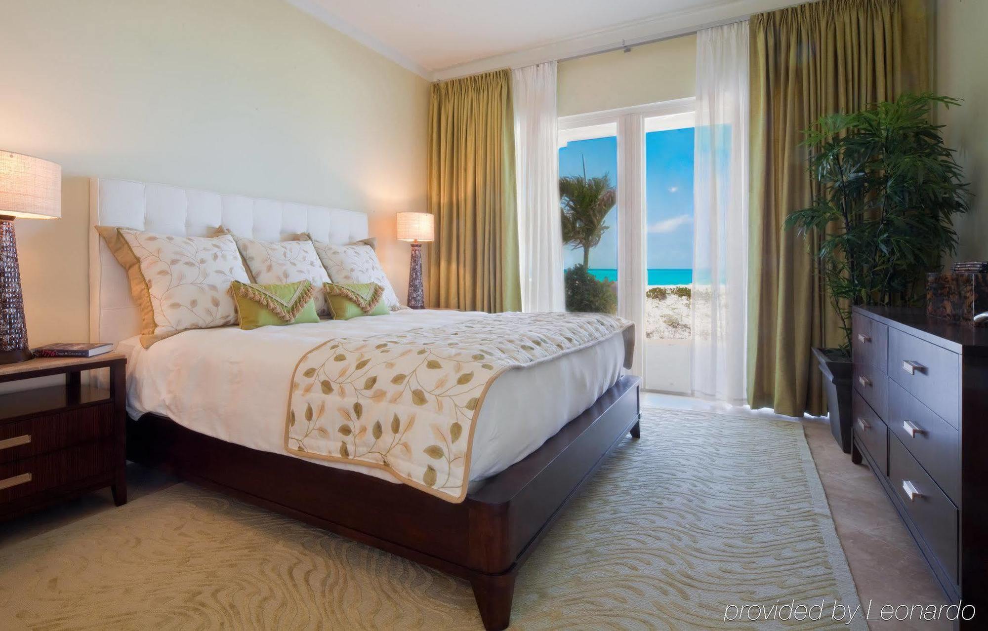 The Venetian On Grace Bay Apart otel Dış mekan fotoğraf